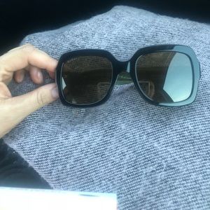 Gucci Sunglasses 🎯SOLD 🎯